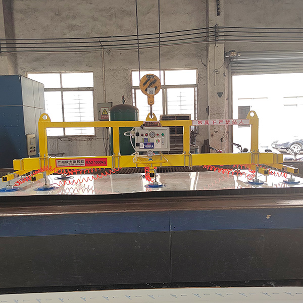 真空吸吊機-板材搬運